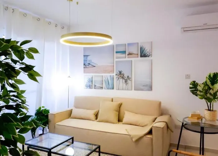 H&O Kings Palace Sea View Apartment